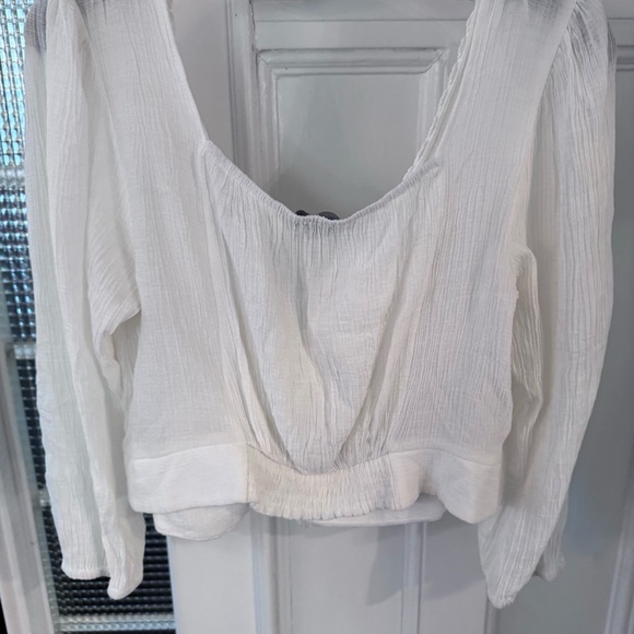 Milk & Honey White puff sleeve Crochet Lace Up Top Blouse size Large - Picture 3 of 10